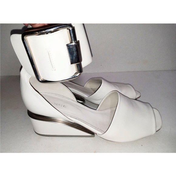 Vic Matie Light Gray Buckle Sandals - Picture 2 of 7